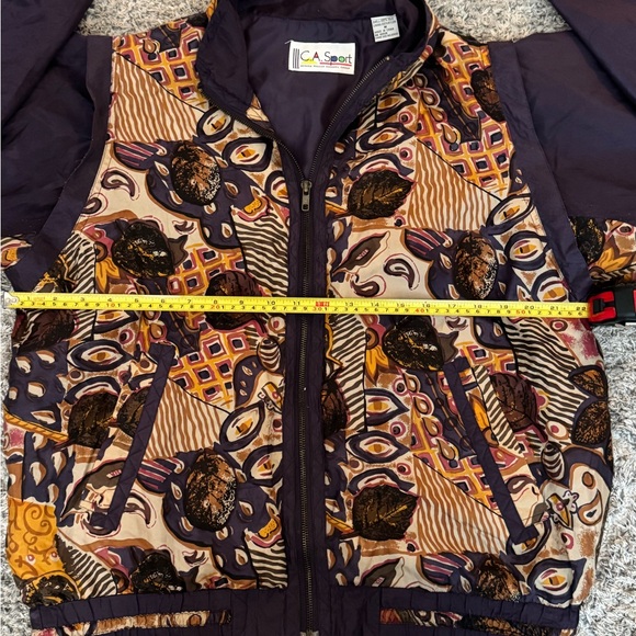 Colorful Patterned Jacket - Picture 5 of 5